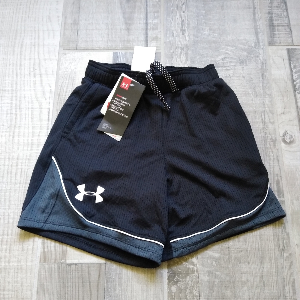 Under Armour Girls black shorts